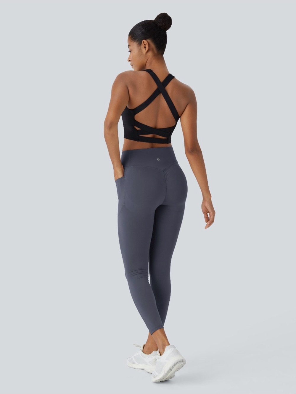 Halara UltraSculpt Scrunch Butt Leggings Size L Gray 7/8 Side Pockets